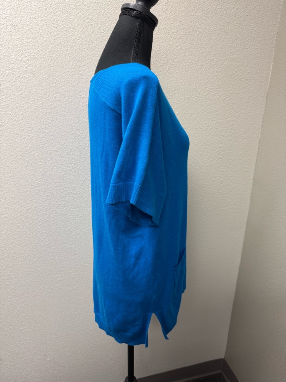 Chico's Teal V Neck Knit Top Short Sleeve Tunic Pockets Size 2 Soft Chic - Picture 7 of 11